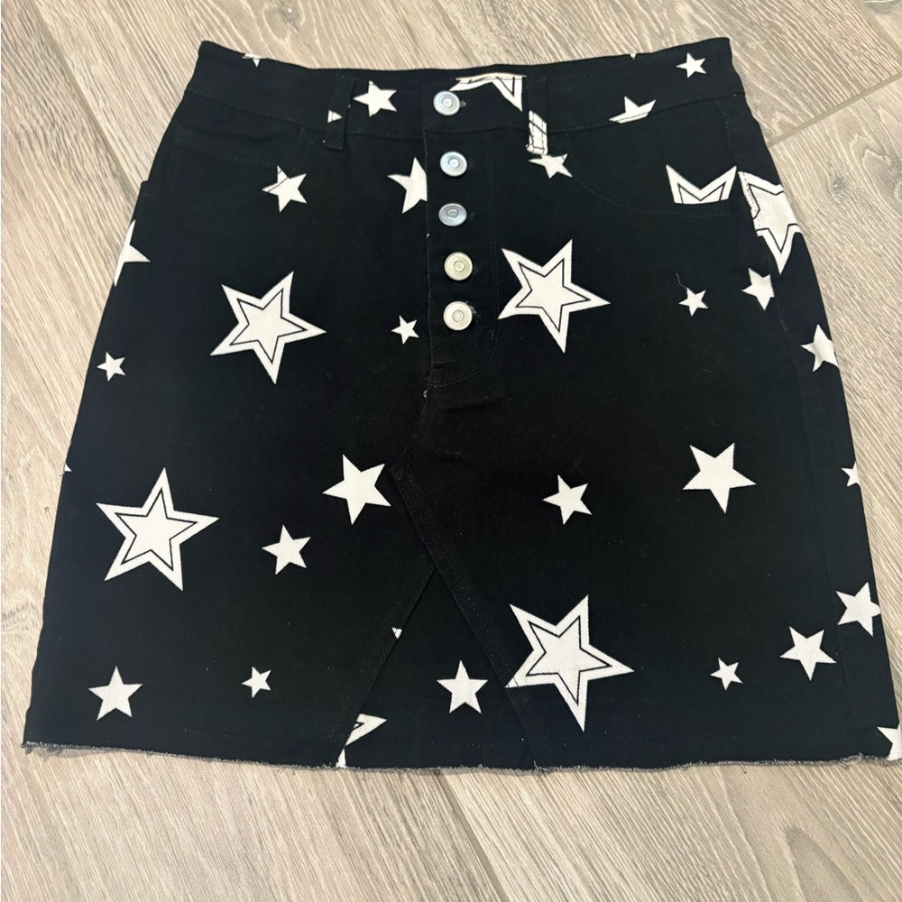 Peach Love California Black A-Line Mini Skirt